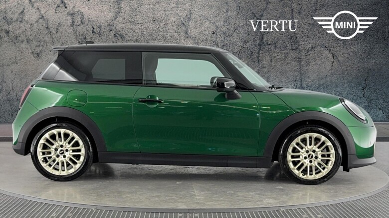 MINI Cooper 2.0 S Exclusive 3dr Auto Petrol Hatchback